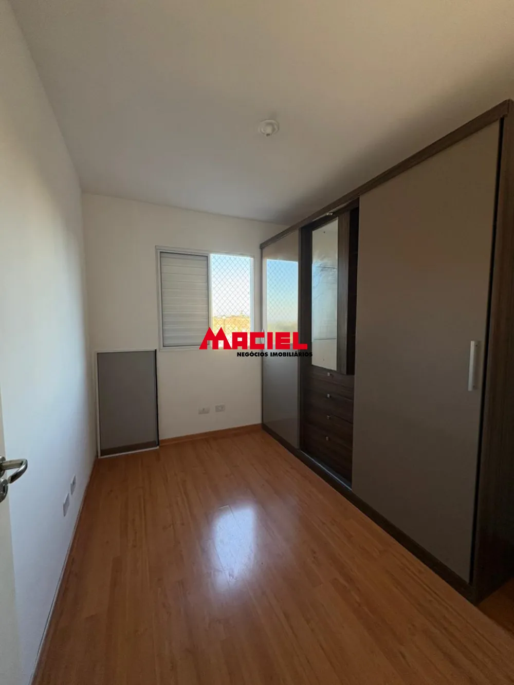 Alugar Apartamento / Padr&atilde;o em S&atilde;o Jos&eacute; dos Campos R$ 2.000,00 - Foto 11