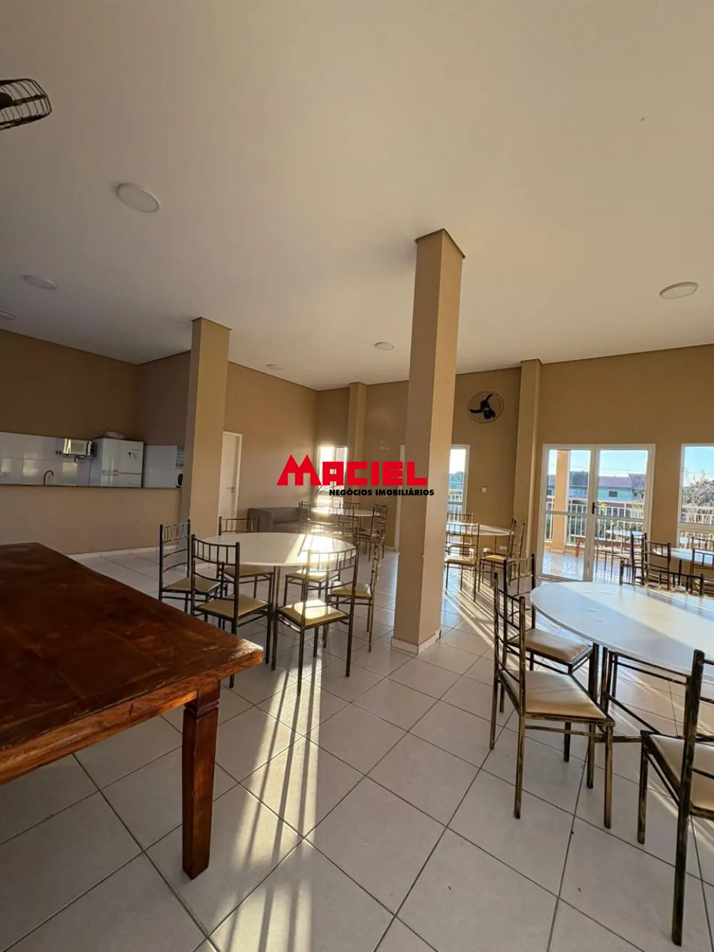 Alugar Apartamento / Padr&atilde;o em S&atilde;o Jos&eacute; dos Campos R$ 2.000,00 - Foto 14