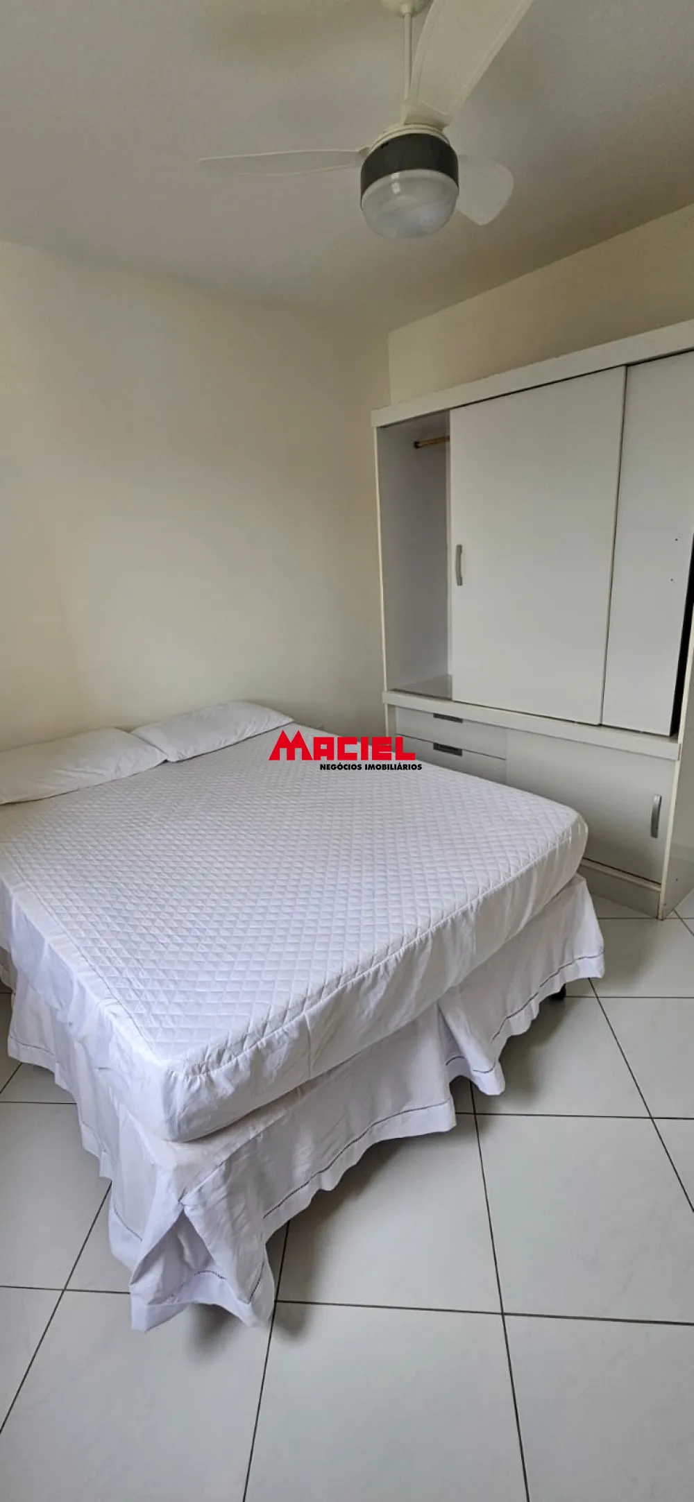 Alugar Apartamento / Padr&atilde;o em S&atilde;o Jos&eacute; dos Campos R$ 2.500,00 - Foto 2