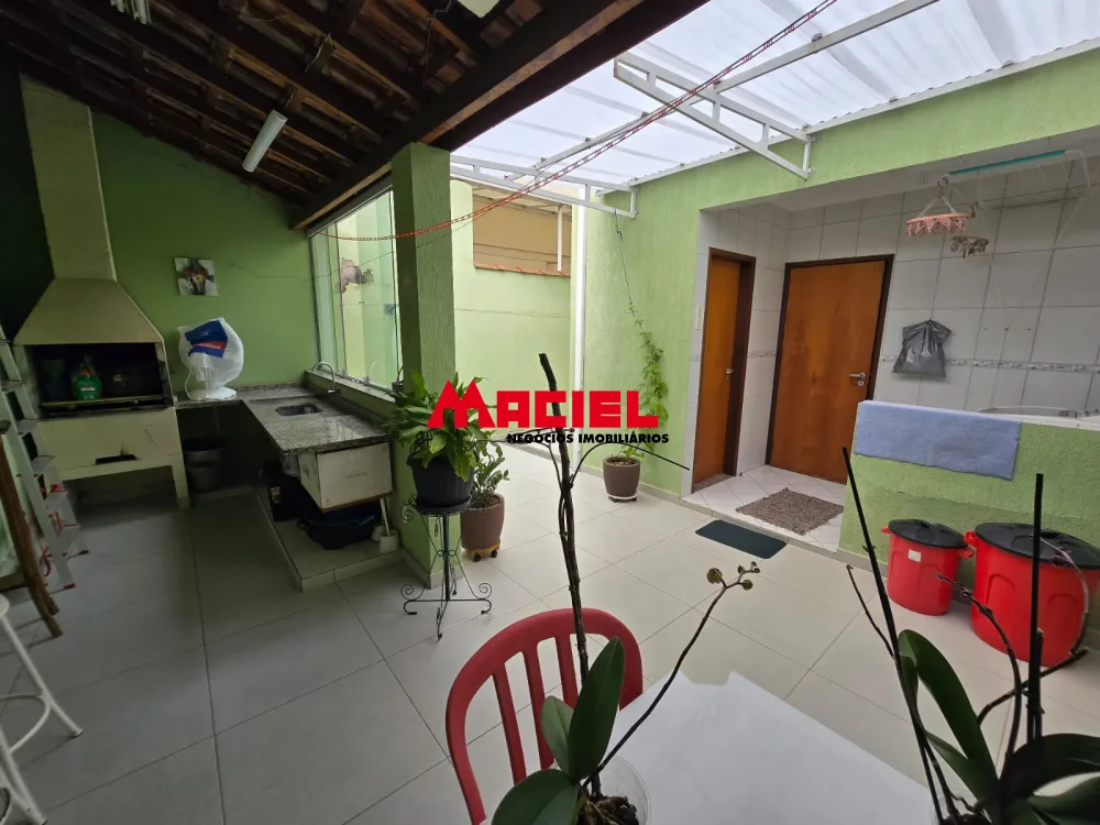 Comprar Casa / Sobrado em S&atilde;o Jos&eacute; dos Campos R$ 800.000,00 - Foto 1