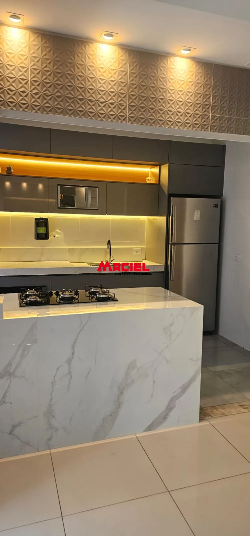 Alugar Apartamento / Padr&atilde;o em Jacare&iacute; R$ 3.200,00 - Foto 26
