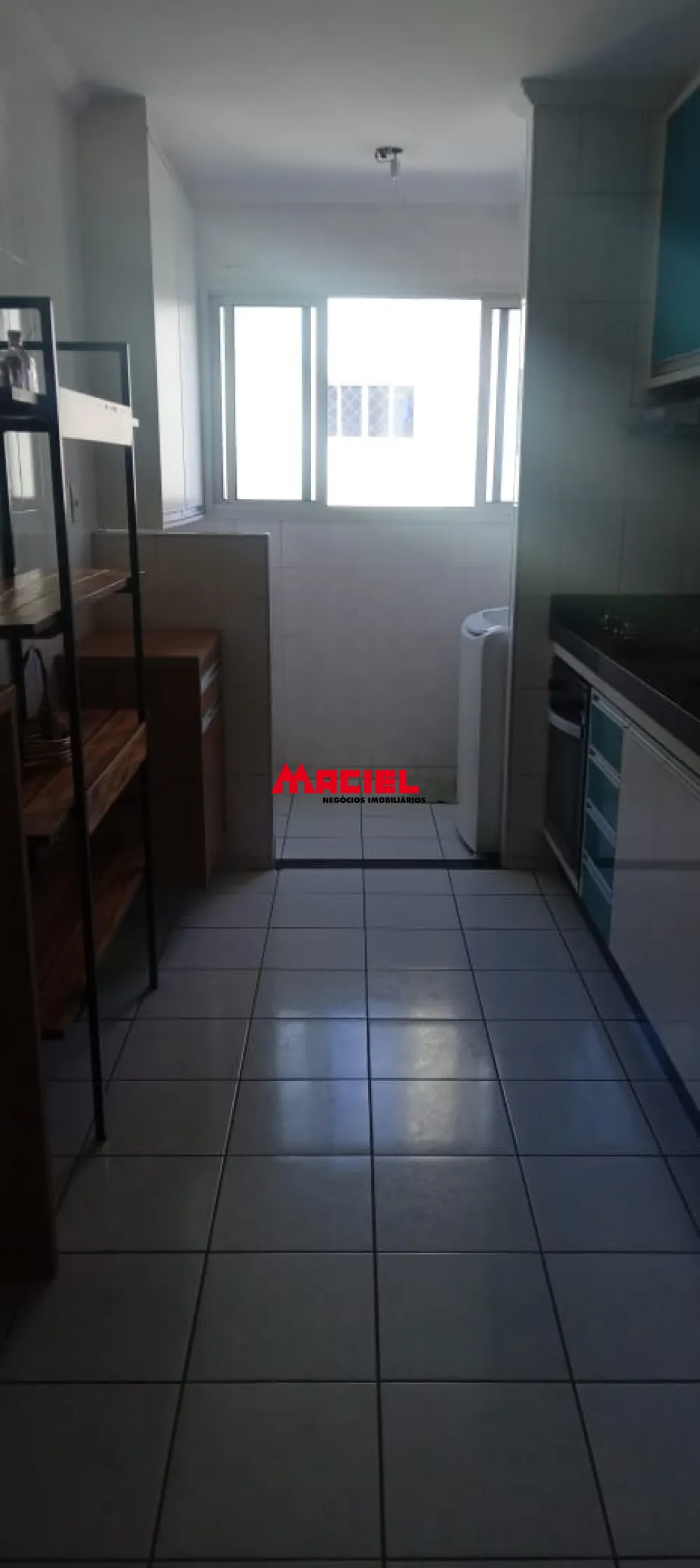 Alugar Apartamento / Mobiliado em S&atilde;o Jos&eacute; dos Campos R$ 2.800,00 - Foto 4