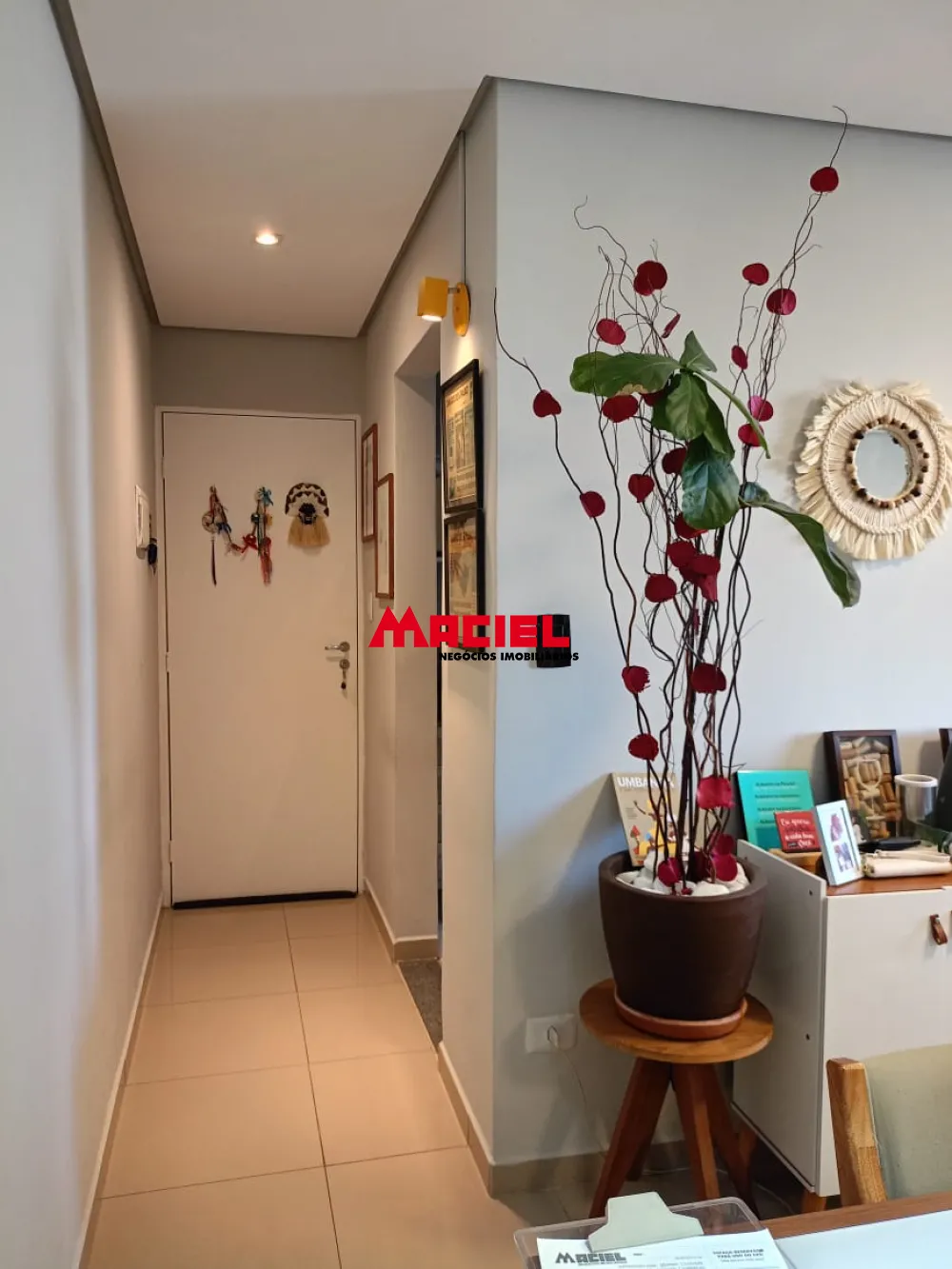 Comprar Apartamento / Padr&atilde;o em S&atilde;o Jos&eacute; dos Campos R$ 330.000,00 - Foto 2