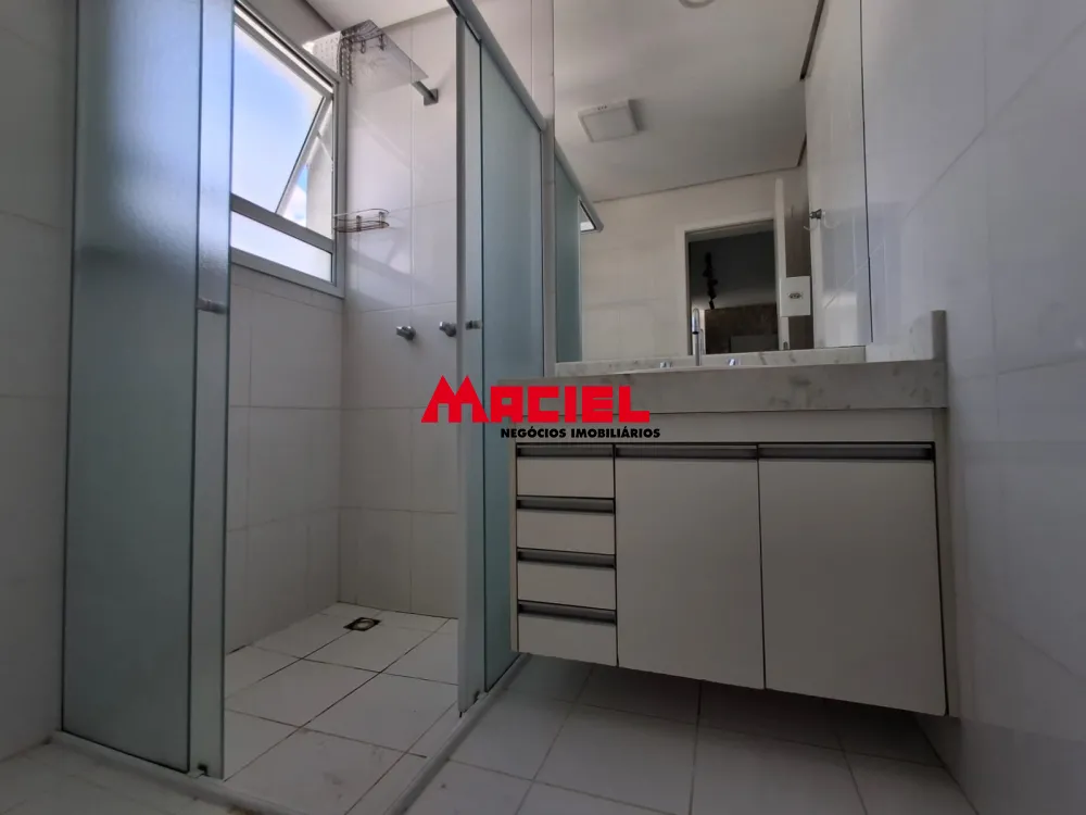 Alugar Apartamento / Padr&atilde;o em S&atilde;o Jos&eacute; dos Campos R$ 4.000,00 - Foto 16