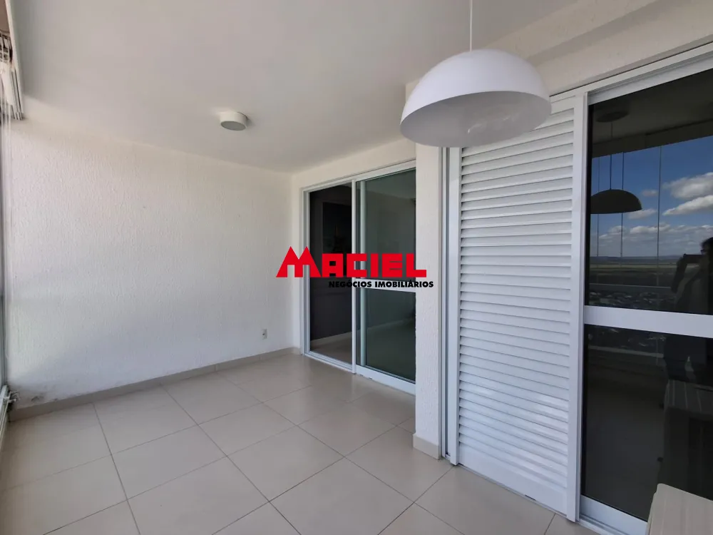 Alugar Apartamento / Padr&atilde;o em S&atilde;o Jos&eacute; dos Campos R$ 4.000,00 - Foto 3