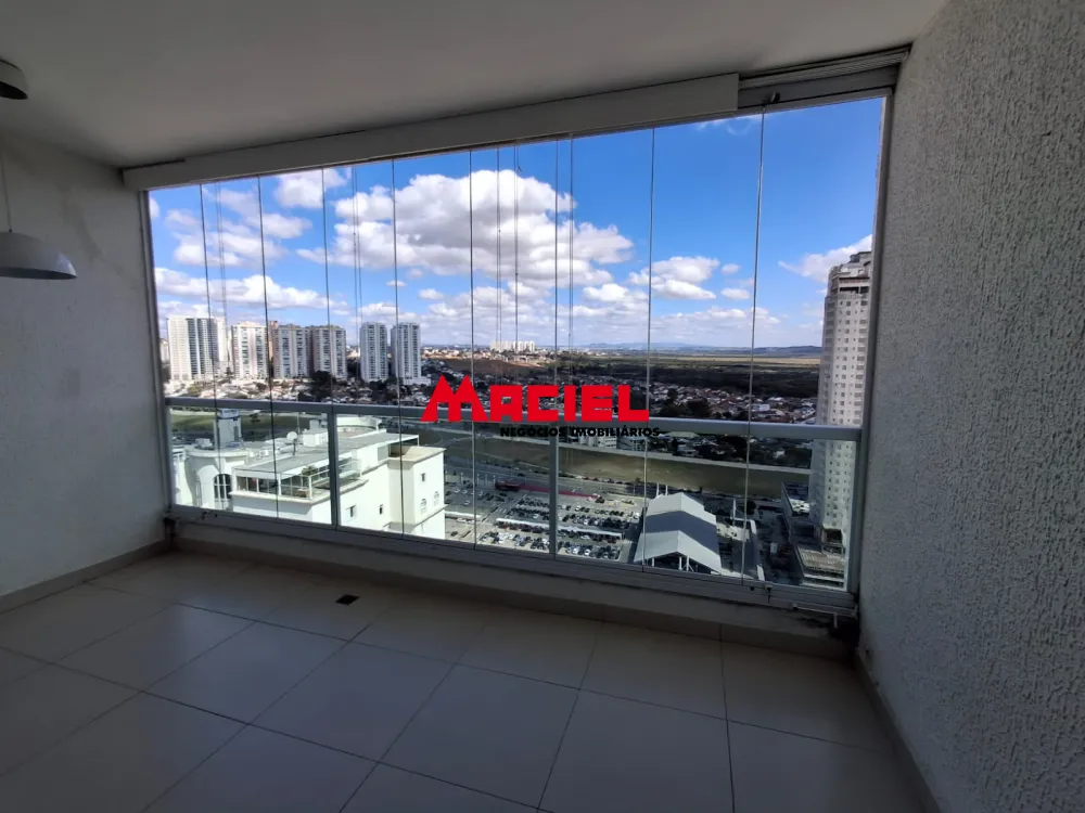 Alugar Apartamento / Padr&atilde;o em S&atilde;o Jos&eacute; dos Campos R$ 4.000,00 - Foto 2