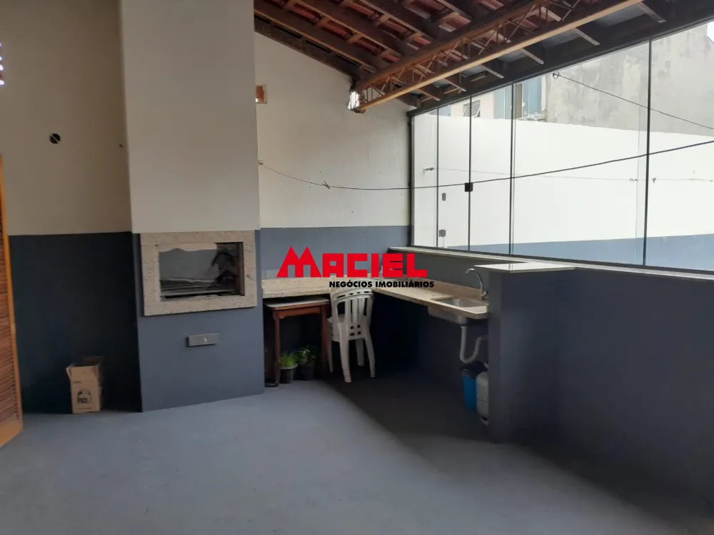 Comprar Casa / Padr&atilde;o em Jacare&iacute; R$ 465.000,00 - Foto 2