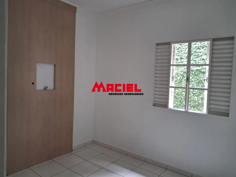 Comprar Casa / Padr&atilde;o em Taubat&eacute; R$ 350.000,00 - Foto 2