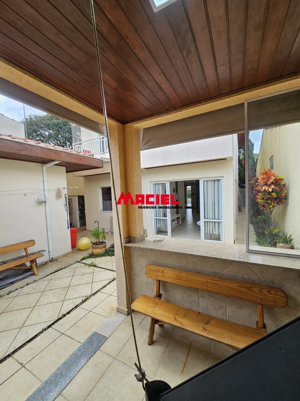 Comprar Casa / Sobrado em S&atilde;o Jos&eacute; dos Campos R$ 790.000,00 - Foto 3