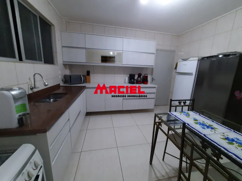 Alugar Apartamento / Padr&atilde;o em S&atilde;o Jos&eacute; dos Campos R$ 3.000,00 - Foto 1