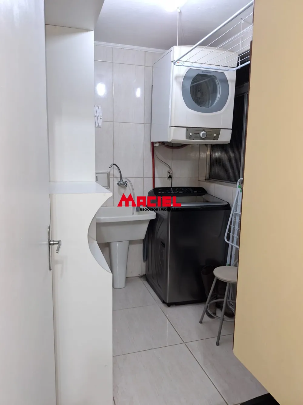 Alugar Apartamento / Padr&atilde;o em S&atilde;o Jos&eacute; dos Campos R$ 3.000,00 - Foto 9