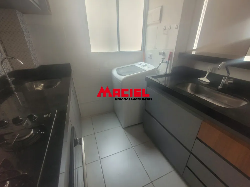 Alugar Apartamento / Padr&atilde;o em S&atilde;o Jos&eacute; dos Campos R$ 1.500,00 - Foto 2