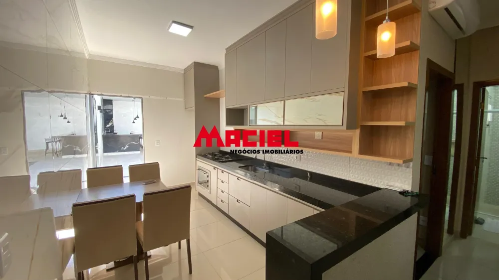 Comprar Casa / Padr&atilde;o em S&atilde;o Jos&eacute; dos Campos R$ 590.000,00 - Foto 1