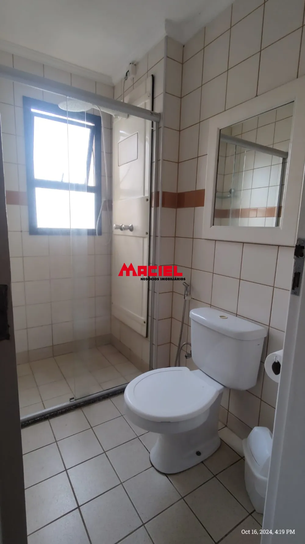 Alugar Apartamento / Mobiliado em S&atilde;o Jos&eacute; dos Campos R$ 3.900,00 - Foto 16