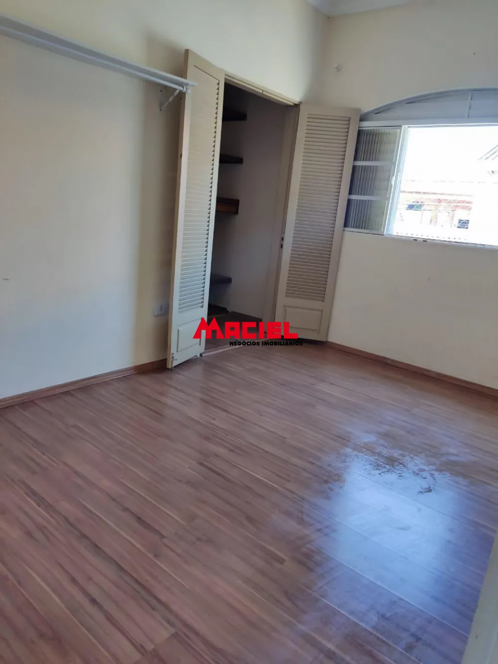 Comprar Casa / Sobrado em S&atilde;o Jos&eacute; dos Campos R$ 440.000,00 - Foto 3