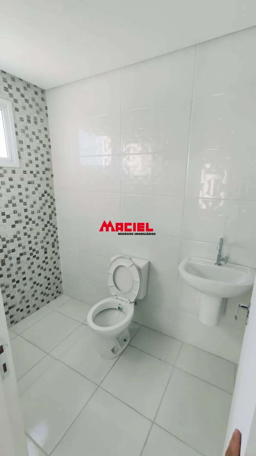 Alugar Apartamento / Padr&atilde;o em S&atilde;o Jos&eacute; dos Campos R$ 1.600,00 - Foto 3