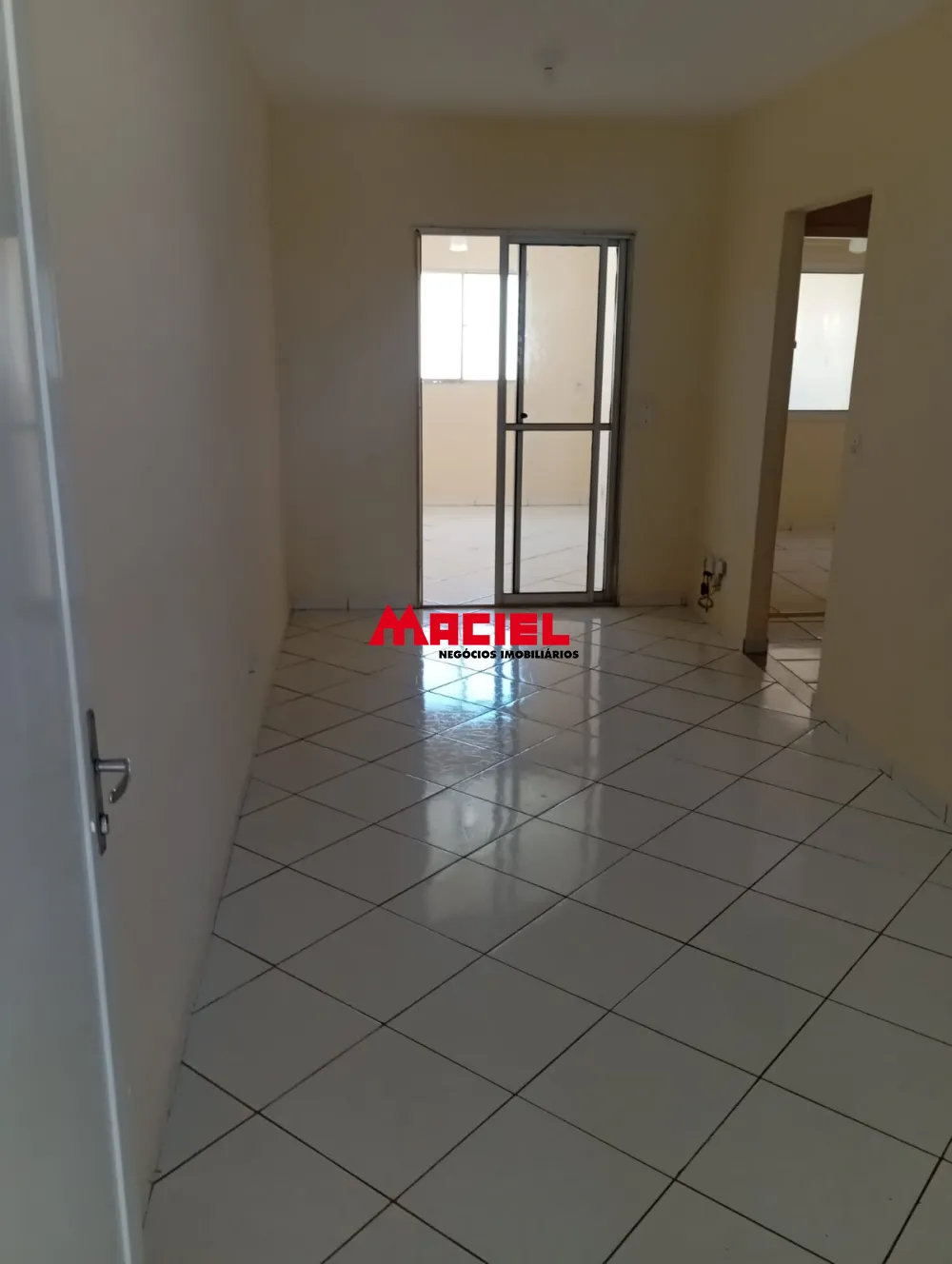 Comprar Casa / Padr&atilde;o em S&atilde;o Jos&eacute; dos Campos R$ 370.000,00 - Foto 3