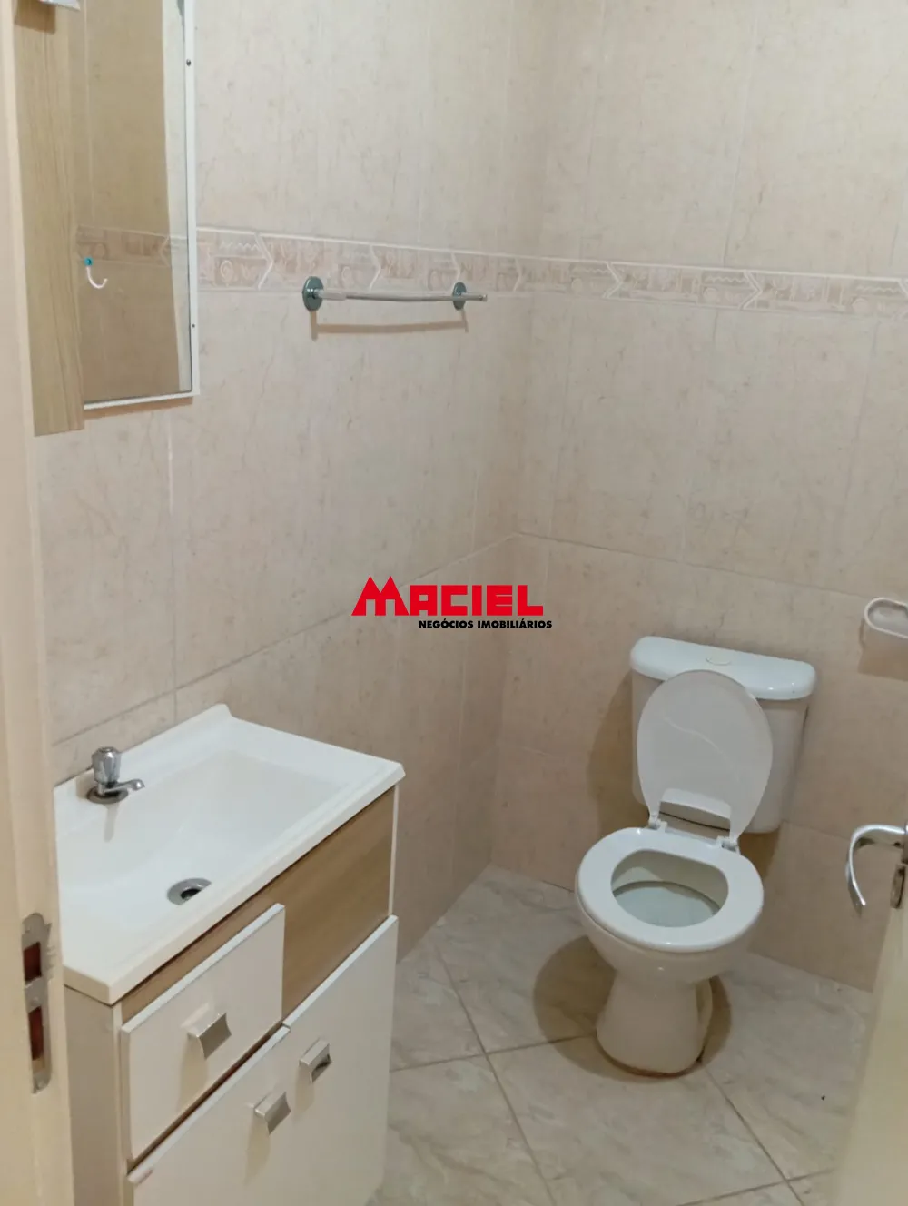 Comprar Casa / Padr&atilde;o em S&atilde;o Jos&eacute; dos Campos R$ 370.000,00 - Foto 12