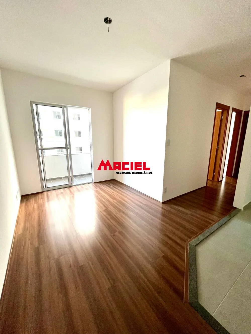 Comprar Apartamento / Padr&atilde;o em S&atilde;o Jos&eacute; dos Campos R$ 335.000,00 - Foto 1