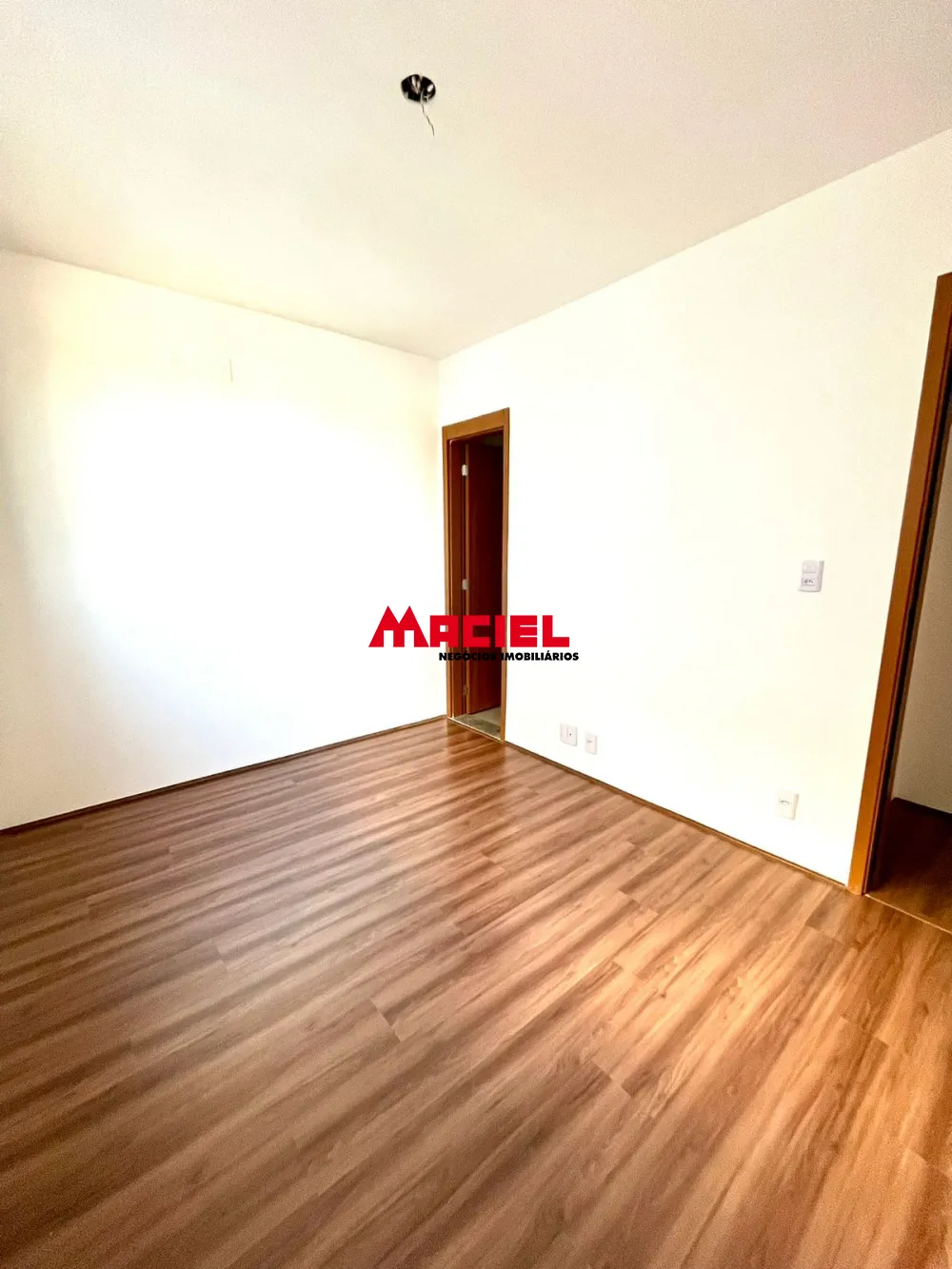 Comprar Apartamento / Padr&atilde;o em S&atilde;o Jos&eacute; dos Campos R$ 335.000,00 - Foto 2