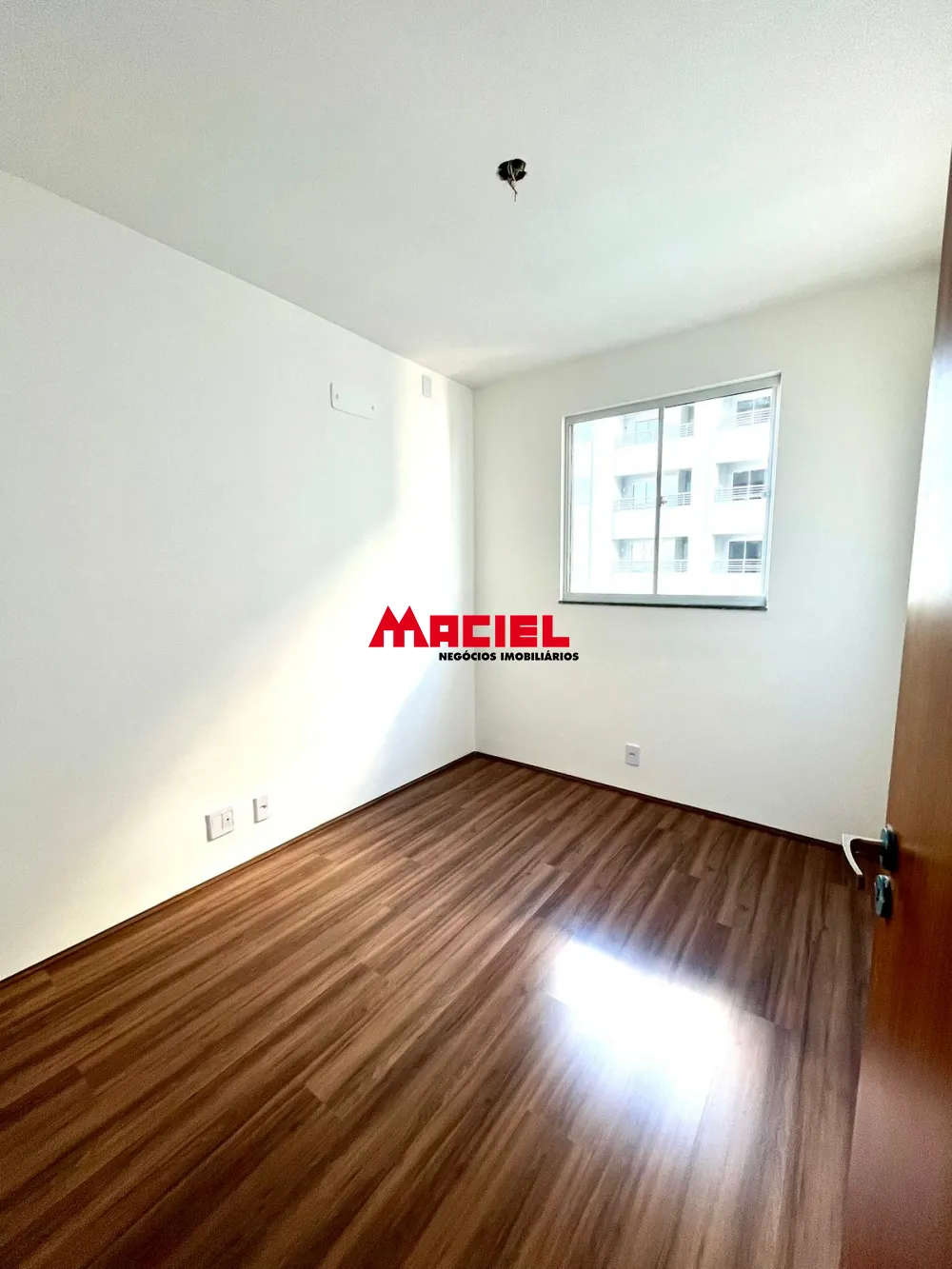 Comprar Apartamento / Padr&atilde;o em S&atilde;o Jos&eacute; dos Campos R$ 335.000,00 - Foto 4