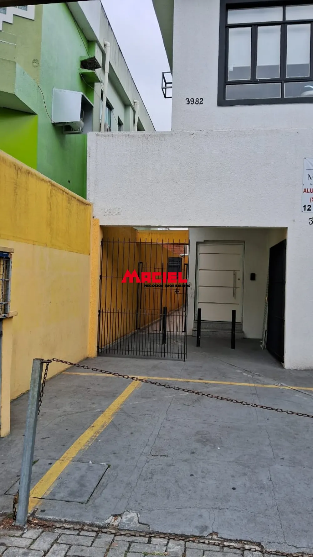 Alugar Comercial / Sala em S&atilde;o Jos&eacute; dos Campos R$ 1.800,00 - Foto 2