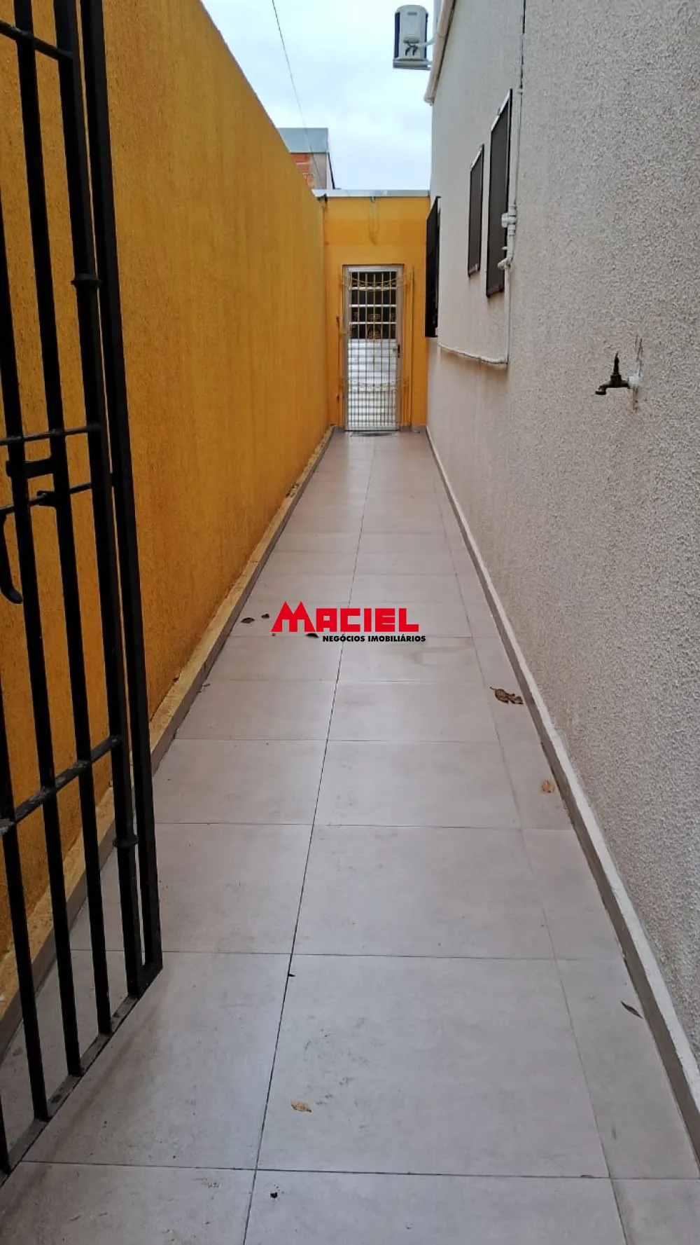 Alugar Comercial / Sala em S&atilde;o Jos&eacute; dos Campos R$ 1.800,00 - Foto 3