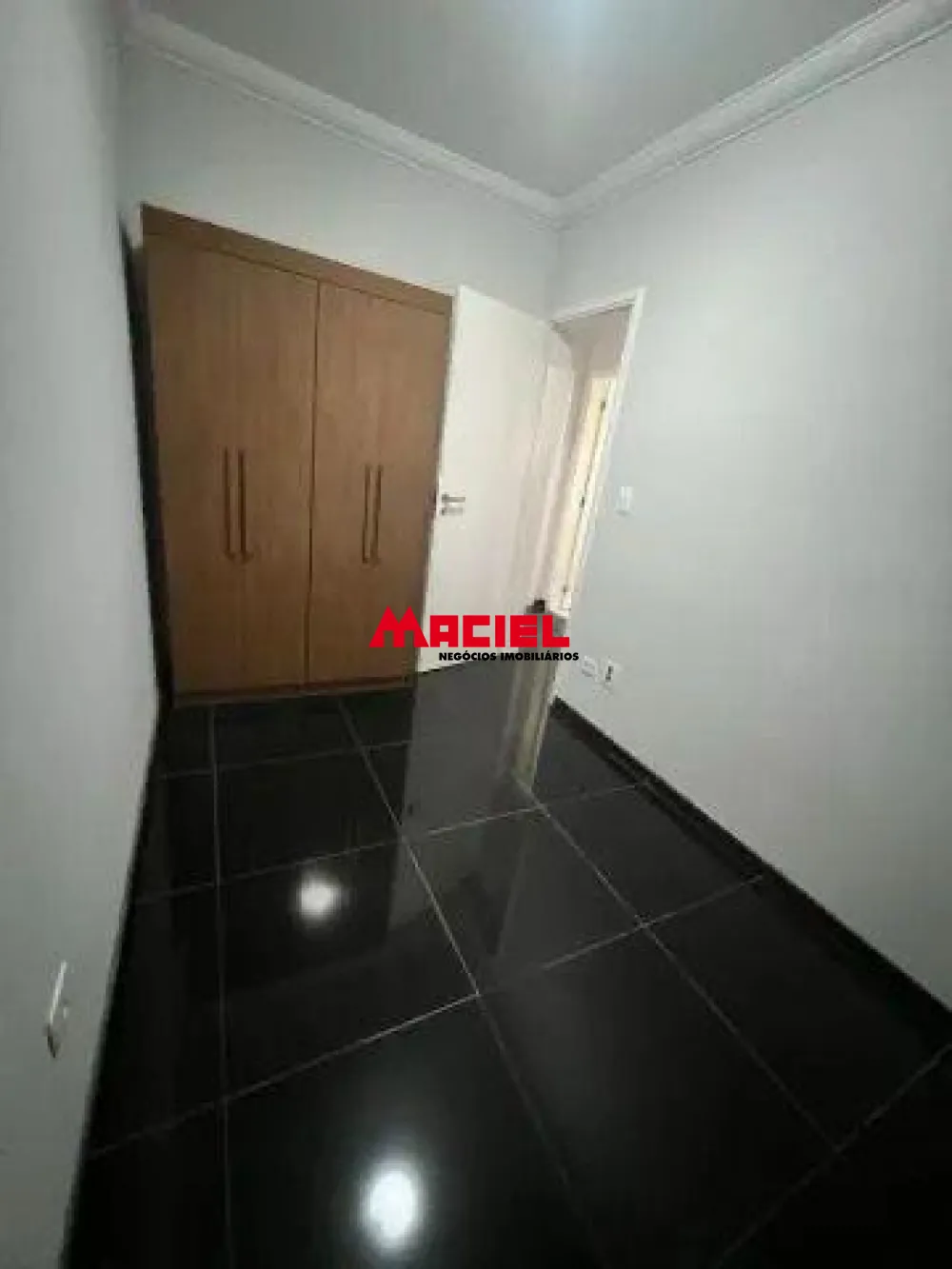 Alugar Apartamento / Padr&atilde;o em Jacare&iacute; R$ 3.500,00 - Foto 10