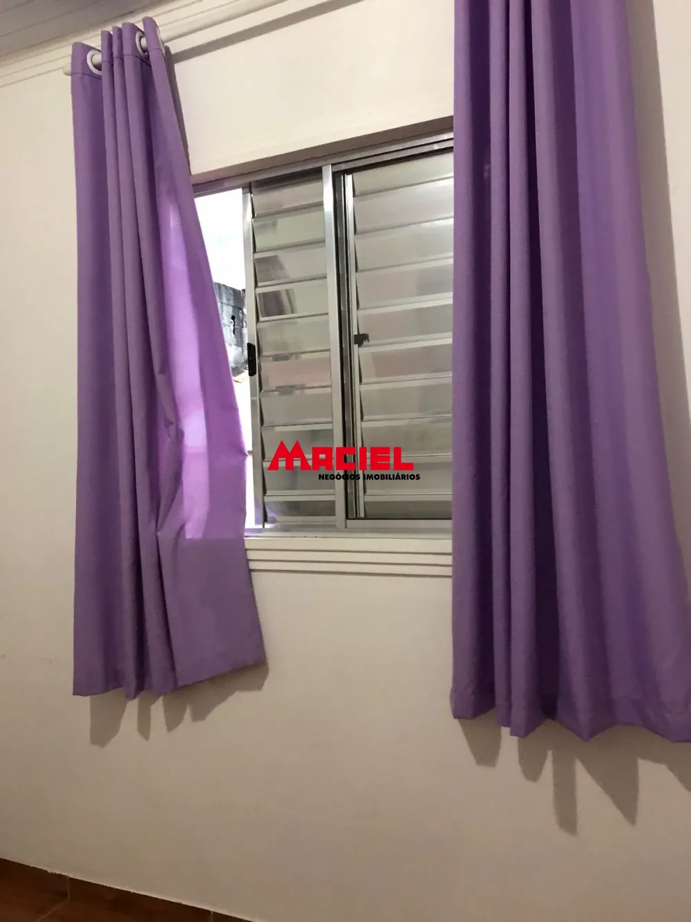 Comprar Casa / Padr&atilde;o em S&atilde;o Jos&eacute; dos Campos R$ 359.999,99 - Foto 4