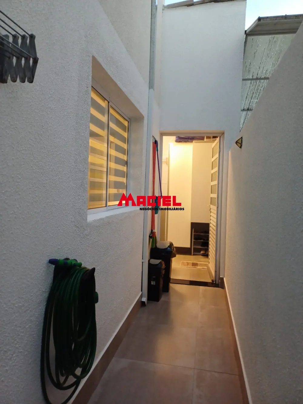 Comprar Casa / Condom&iacute;nio em Ca&ccedil;apava R$ 720.000,00 - Foto 4