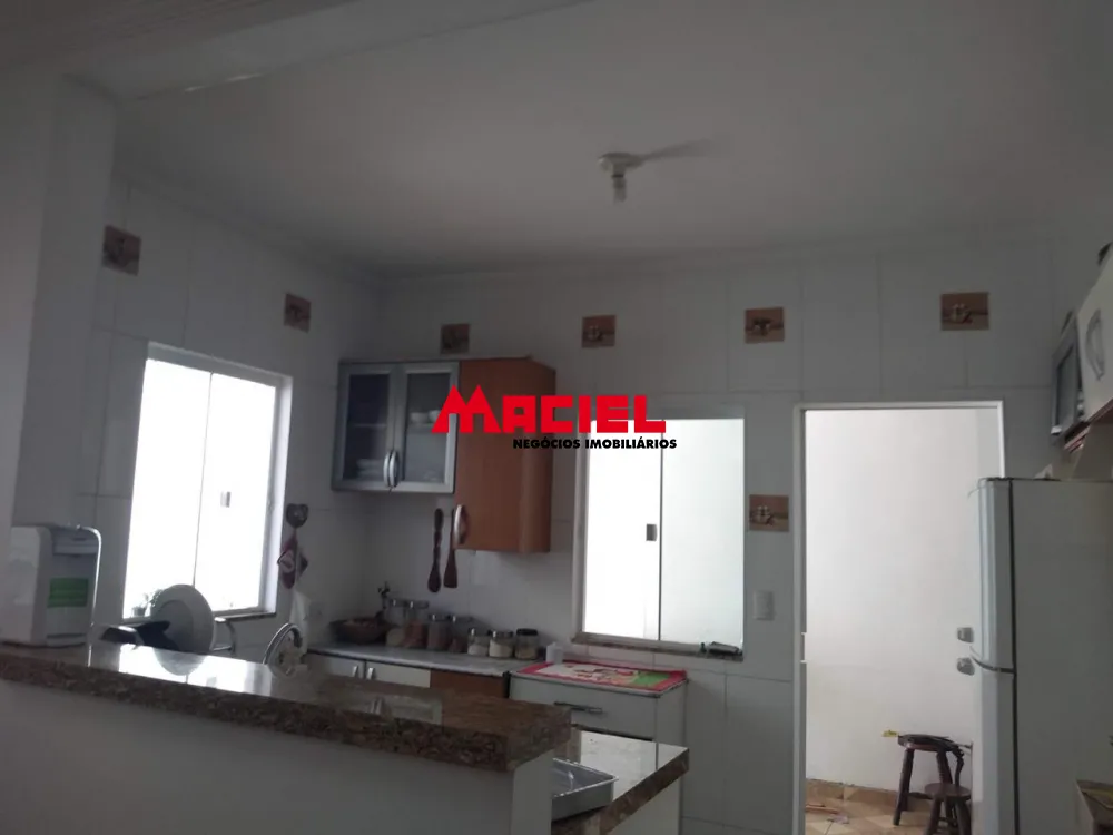 Comprar Casa / Padr&atilde;o em S&atilde;o Jos&eacute; dos Campos R$ 650.000,00 - Foto 4