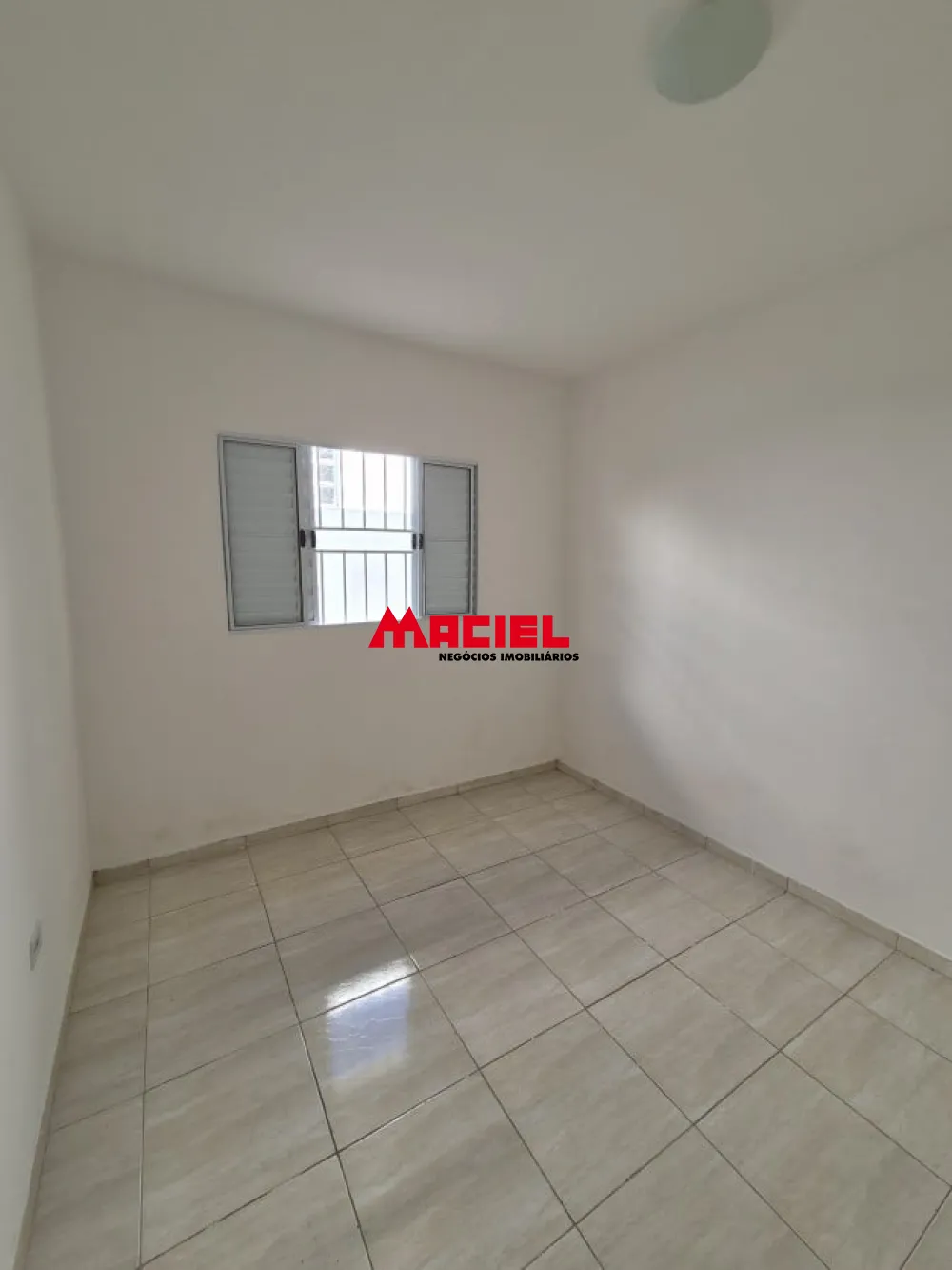 Comprar Casa / Padr&atilde;o em S&atilde;o Jos&eacute; dos Campos R$ 450.000,00 - Foto 8