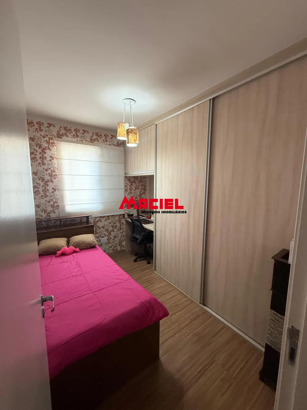 Comprar Apartamento / Padr&atilde;o em S&atilde;o Jos&eacute; dos Campos R$ 450.000,00 - Foto 3