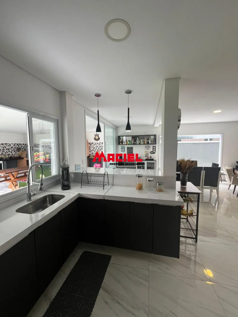 Comprar Casa / Condom&iacute;nio em Ca&ccedil;apava R$ 1.390.000,00 - Foto 3