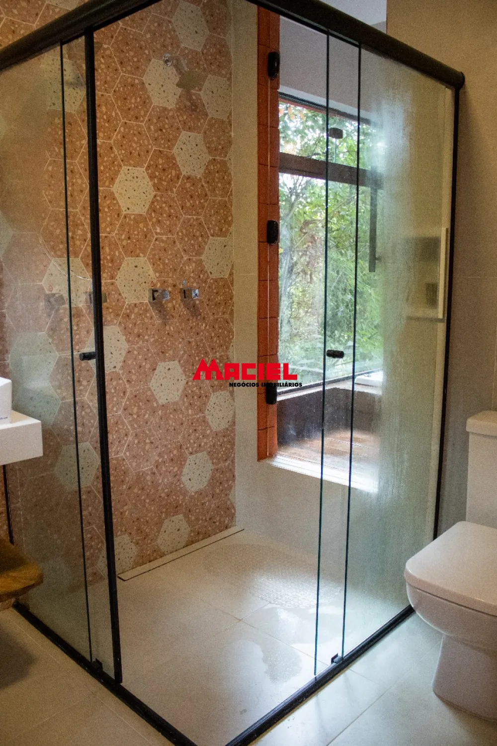 Comprar Comercial / Pr&eacute;dio em Campos do Jord&atilde;o R$ 4.000.000,00 - Foto 4