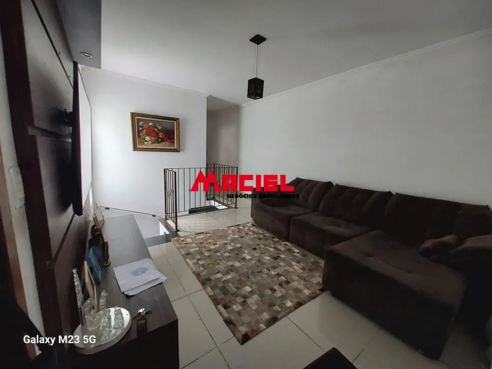 Comprar Casa / Sobrado em S&atilde;o Jos&eacute; dos Campos R$ 700.000,00 - Foto 1