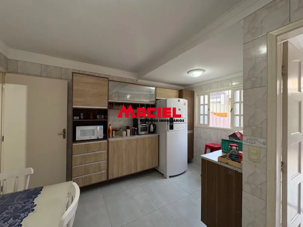 Comprar Casa / Sobrado em S&atilde;o Jos&eacute; dos Campos R$ 750.000,00 - Foto 9