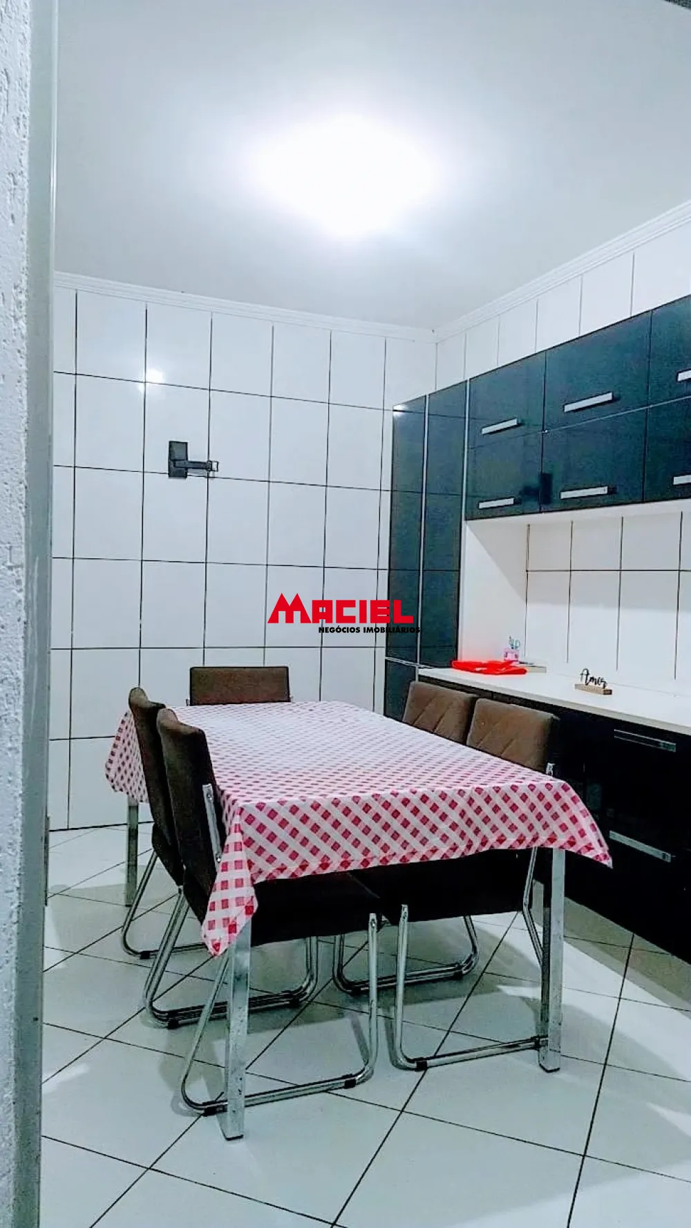 Comprar Casa / Padr&atilde;o em S&atilde;o Jos&eacute; dos Campos R$ 640.000,00 - Foto 15