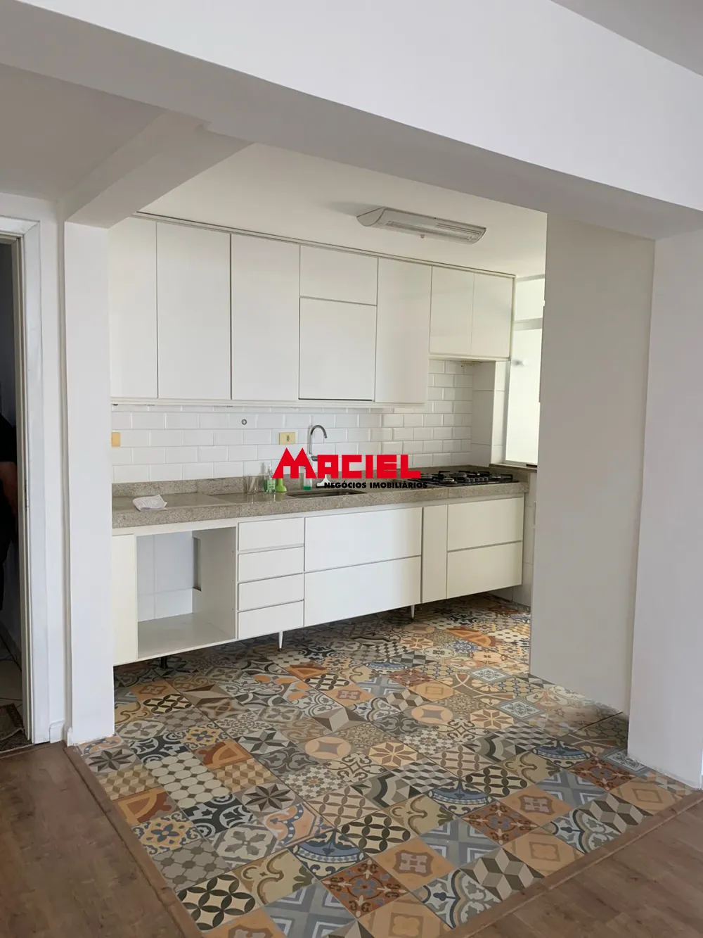 Alugar Apartamento / Padr&atilde;o em S&atilde;o Jos&eacute; dos Campos R$ 3.850,00 - Foto 6