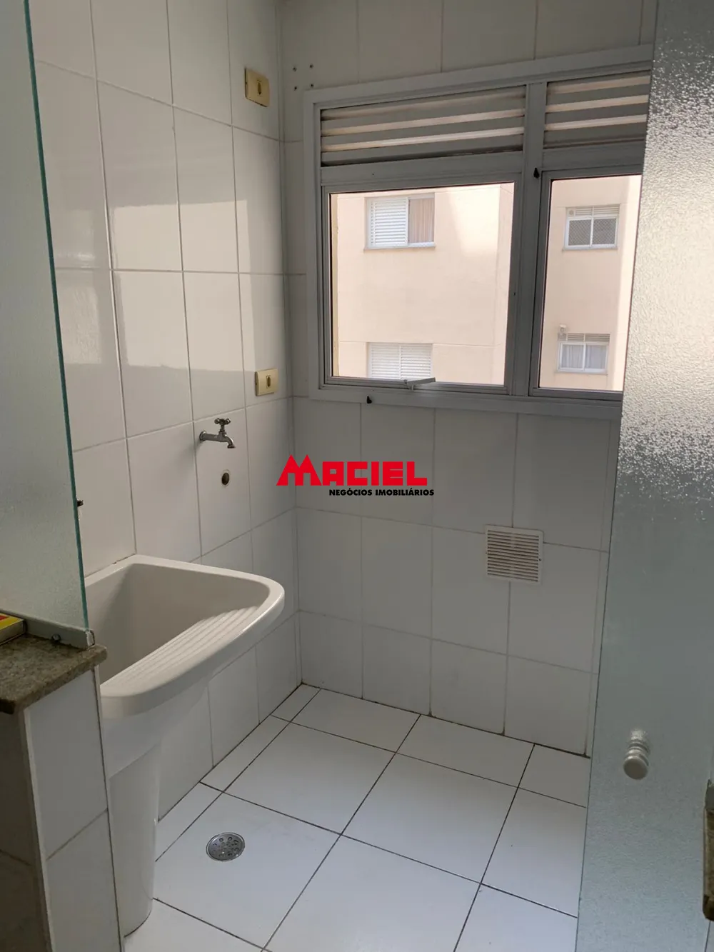 Alugar Apartamento / Padr&atilde;o em S&atilde;o Jos&eacute; dos Campos R$ 3.850,00 - Foto 9
