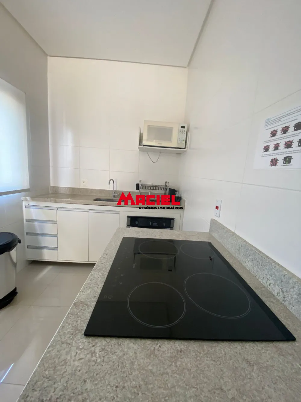 Alugar Apartamento / Mobiliado em S&atilde;o Jos&eacute; dos Campos R$ 4.500,00 - Foto 10