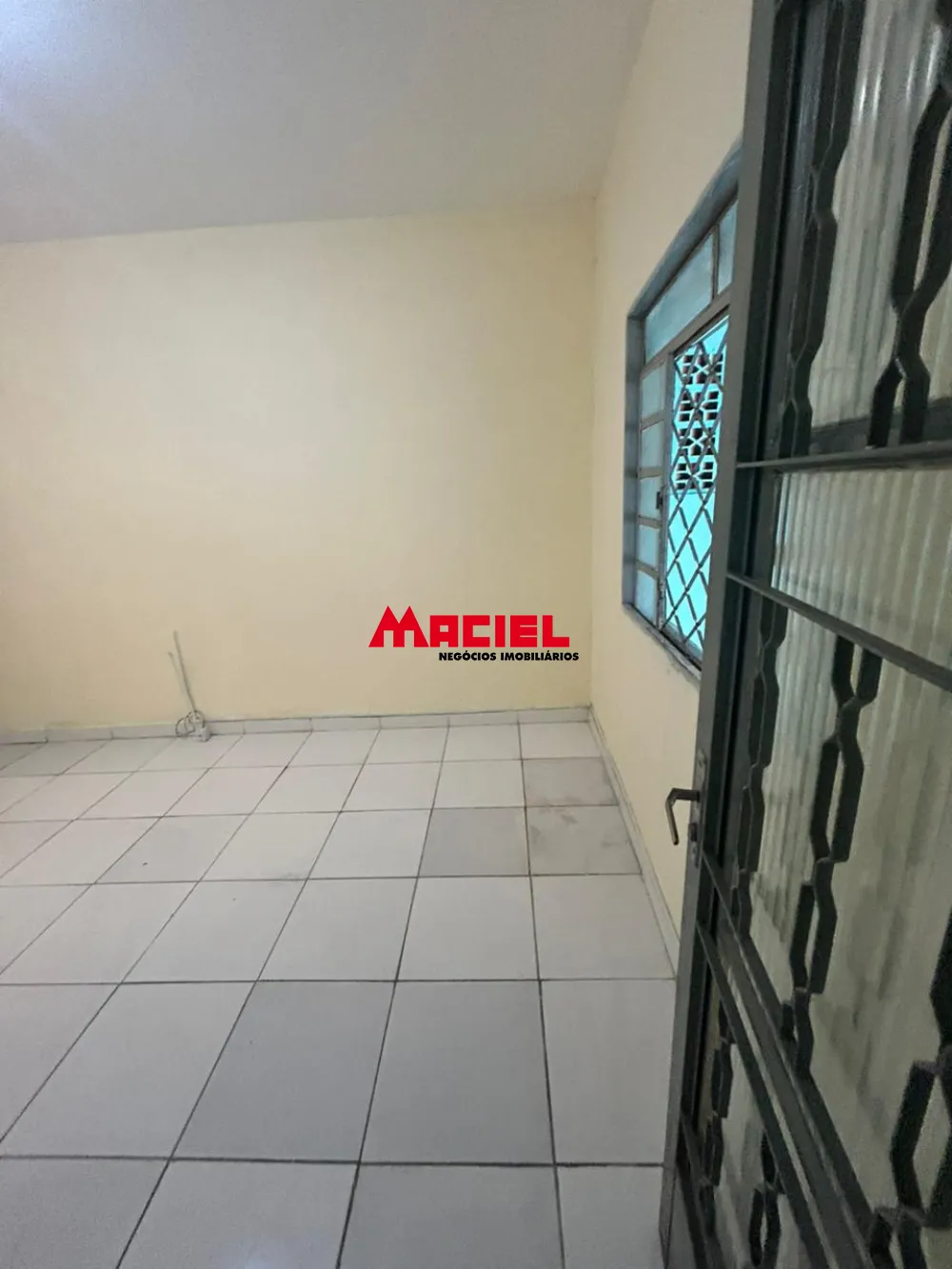 Comprar Casa / Sobrado em S&atilde;o Jos&eacute; dos Campos R$ 300.000,00 - Foto 7