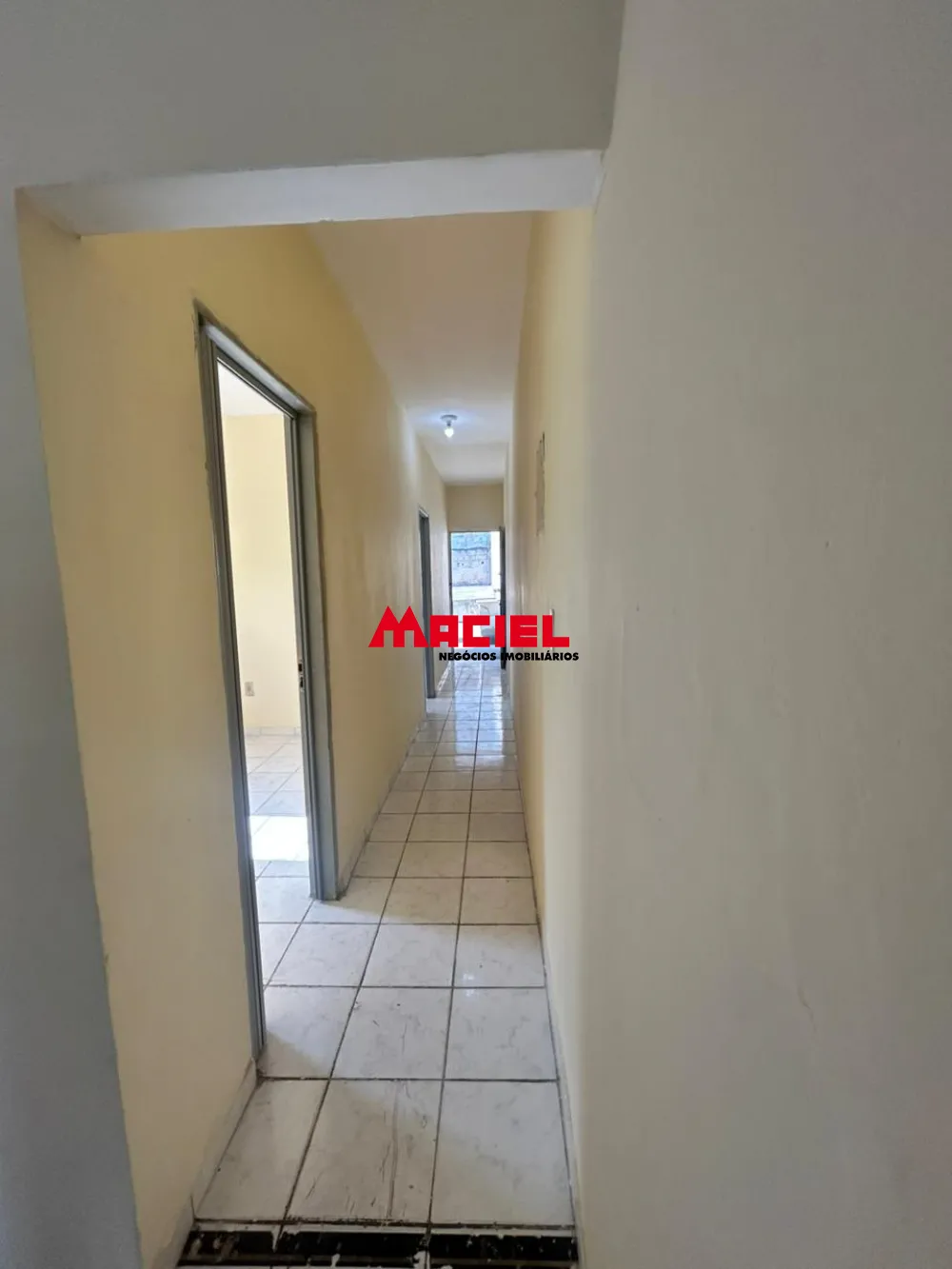 Comprar Casa / Sobrado em S&atilde;o Jos&eacute; dos Campos R$ 300.000,00 - Foto 9