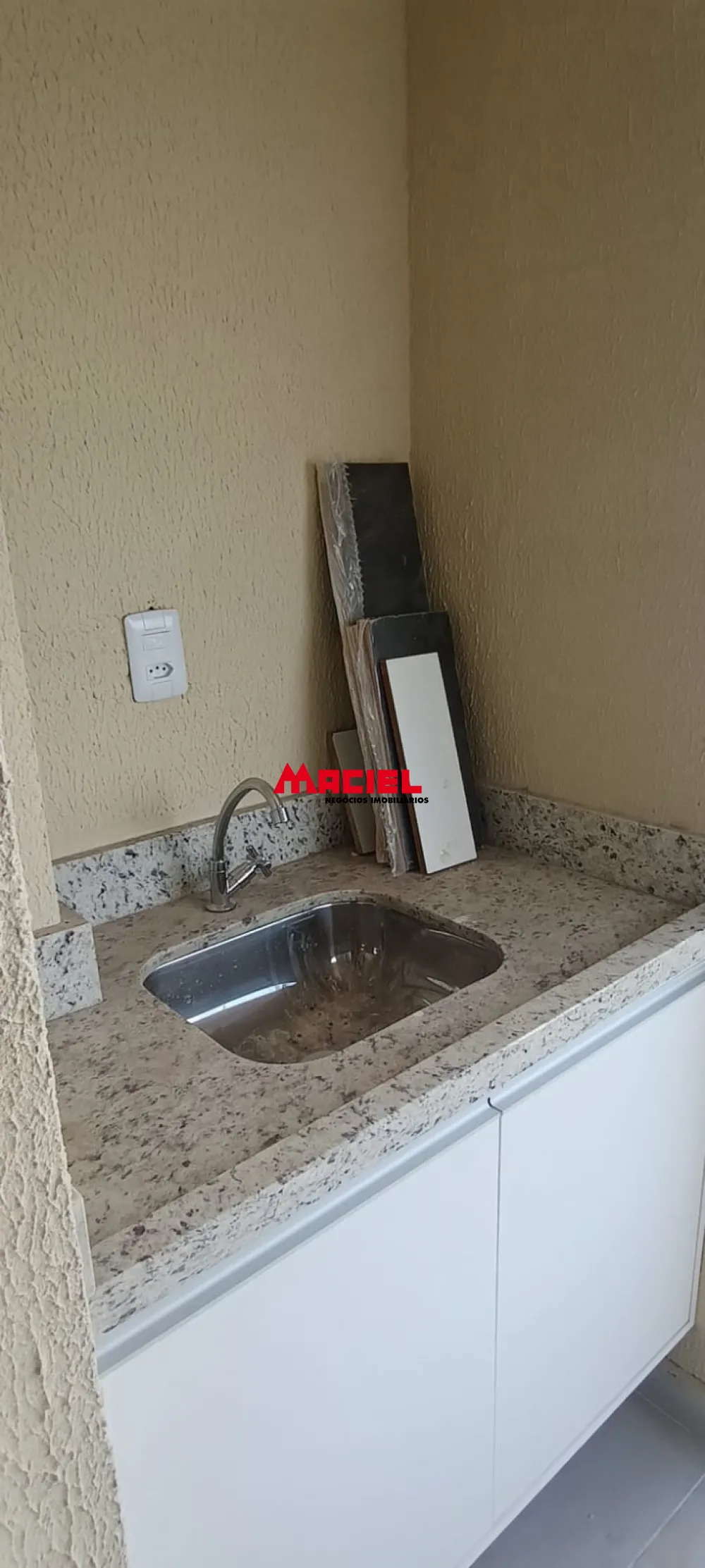 Alugar Apartamento / Padr&atilde;o em S&atilde;o Jos&eacute; dos Campos R$ 2.700,00 - Foto 14