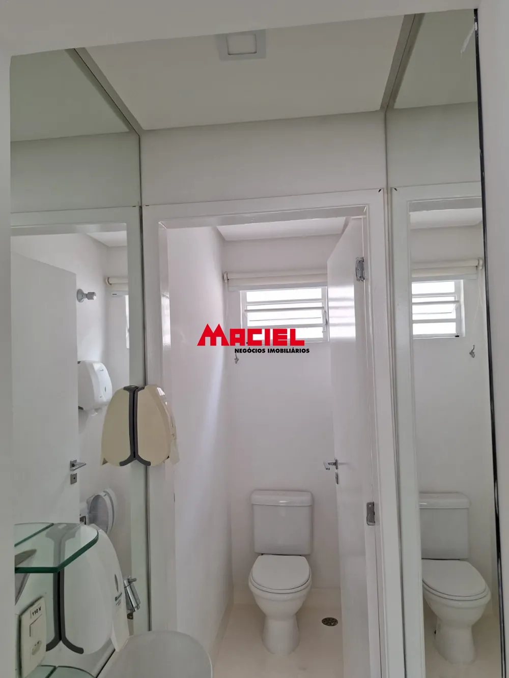 Alugar Comercial / Ponto Comercial em S&atilde;o Jos&eacute; dos Campos R$ 13.000,00 - Foto 6