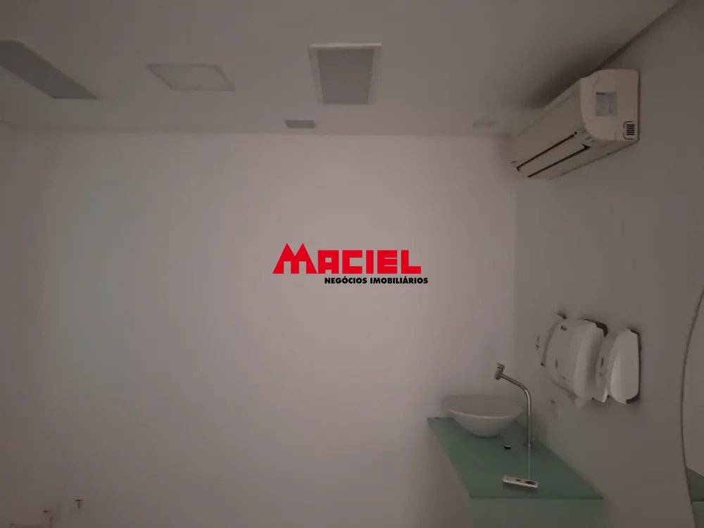 Alugar Comercial / Ponto Comercial em S&atilde;o Jos&eacute; dos Campos R$ 13.000,00 - Foto 9