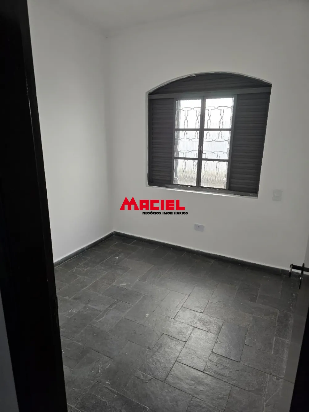 Alugar Casa / Padr&atilde;o em S&atilde;o Jos&eacute; dos Campos R$ 4.500,00 - Foto 3