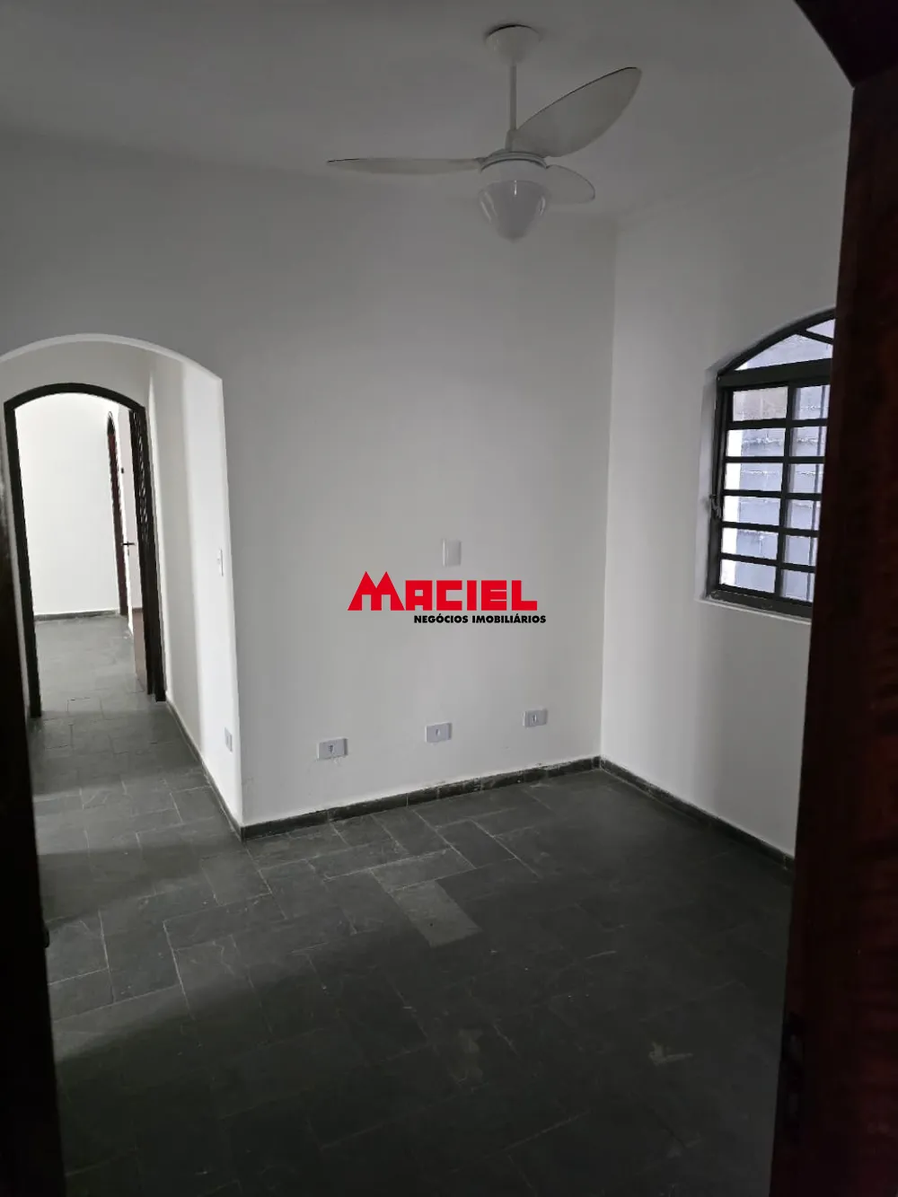 Alugar Casa / Padr&atilde;o em S&atilde;o Jos&eacute; dos Campos R$ 4.500,00 - Foto 4