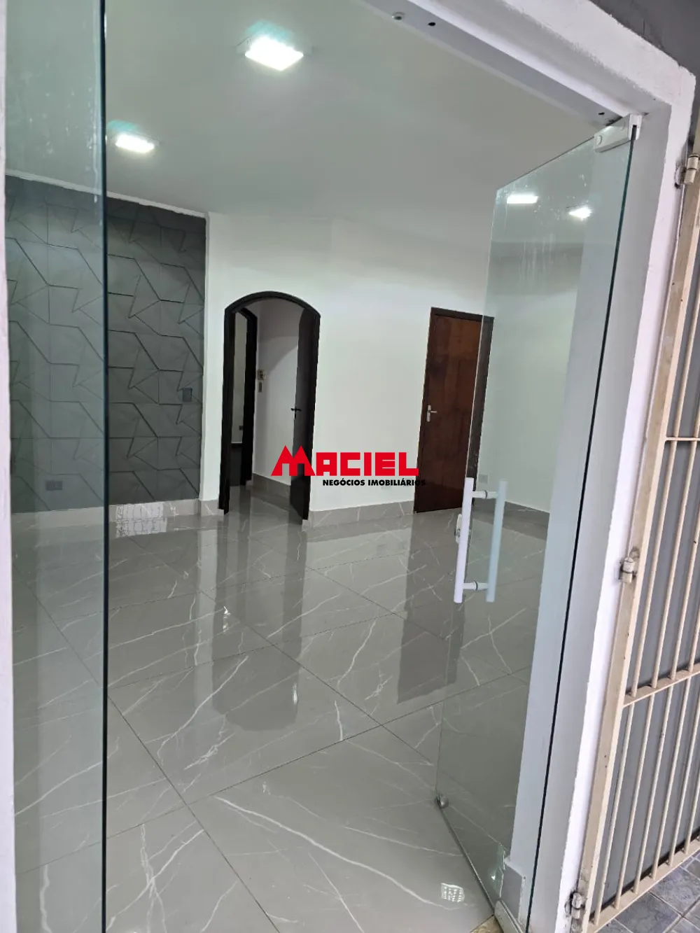 Alugar Casa / Padr&atilde;o em S&atilde;o Jos&eacute; dos Campos R$ 4.500,00 - Foto 10