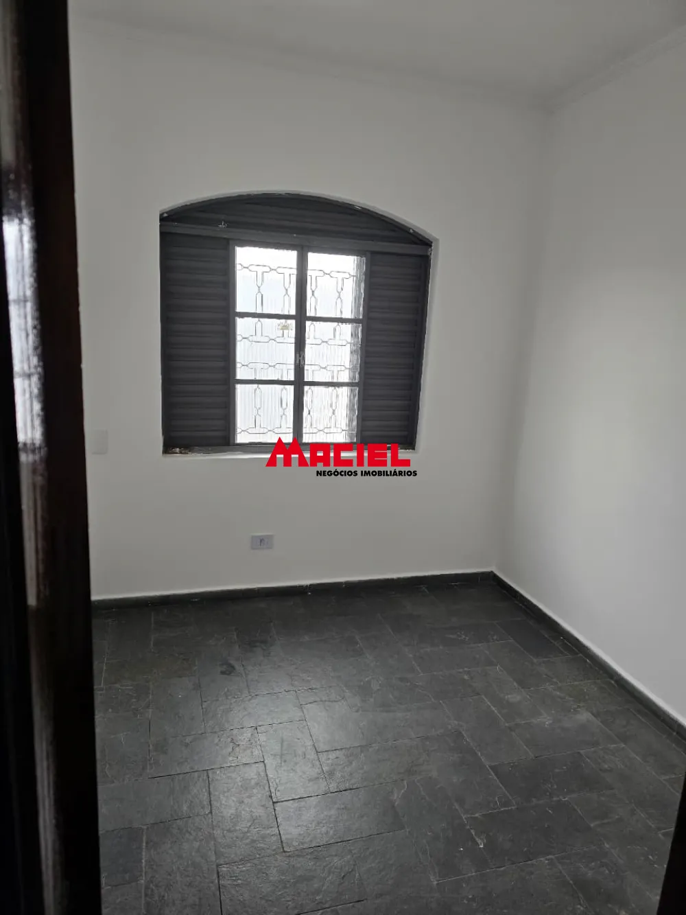 Alugar Casa / Padr&atilde;o em S&atilde;o Jos&eacute; dos Campos R$ 4.500,00 - Foto 12